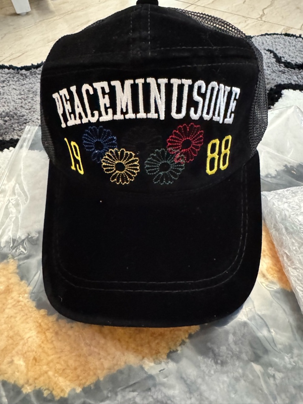 G-Dragon PEACEMINUSONE 1988 embroidered hat 100%cotton